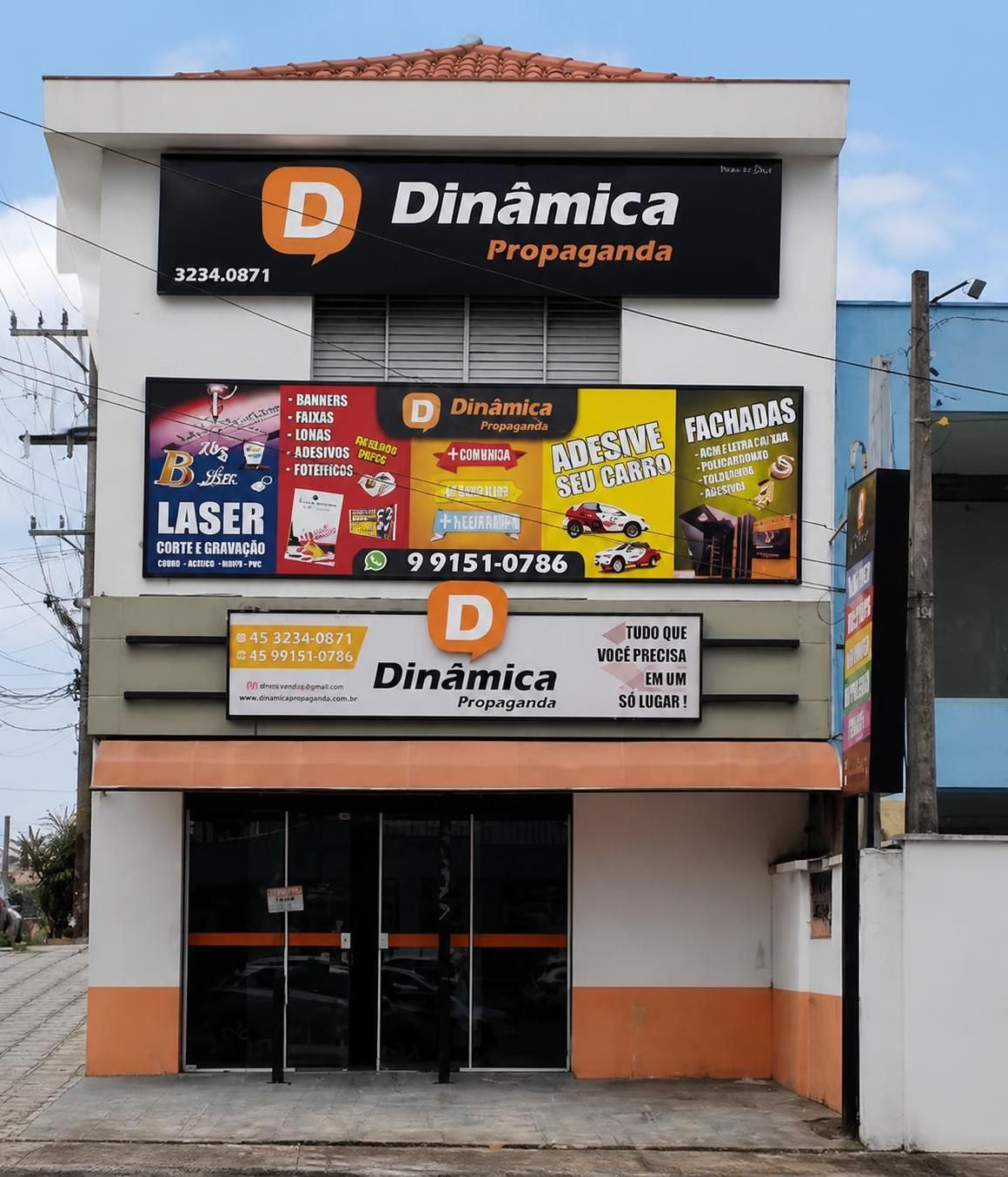 Fachada da Dinâmica Propaganda